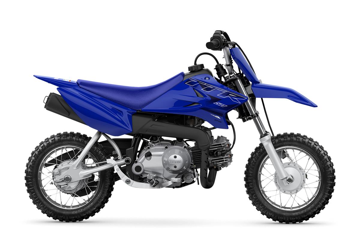 Yamaha TTR50E - THE FUN STARTS HERE:
The push‑button electric start, three‑speed automatic transmission and adjustable speed restrictor make this the ideal bike to teach the thrill of riding.